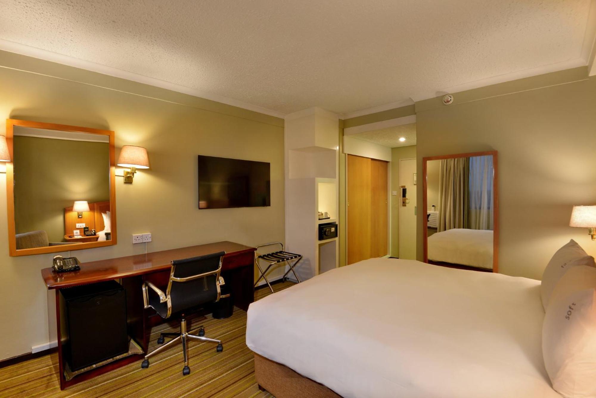 Holiday Inn - Harare By Ihg Dış mekan fotoğraf