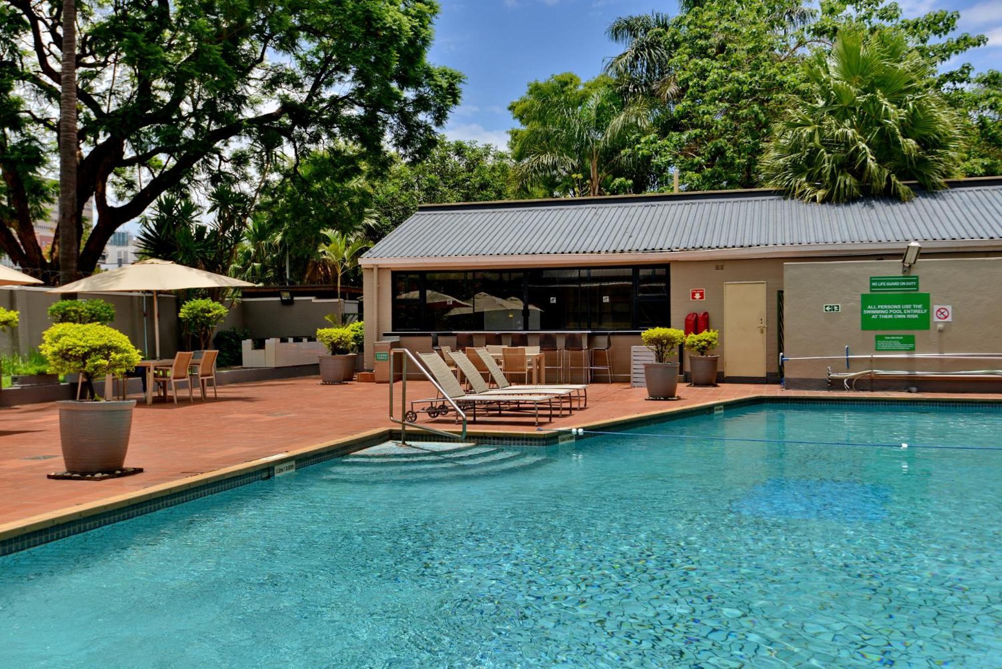 Holiday Inn - Harare By Ihg Dış mekan fotoğraf