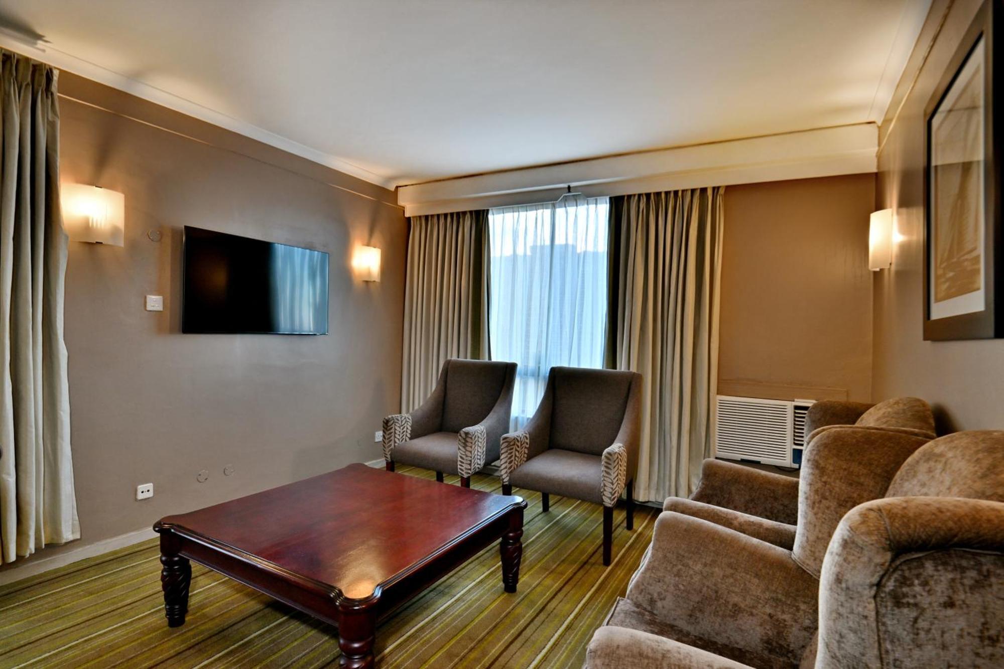 Holiday Inn - Harare By Ihg Dış mekan fotoğraf