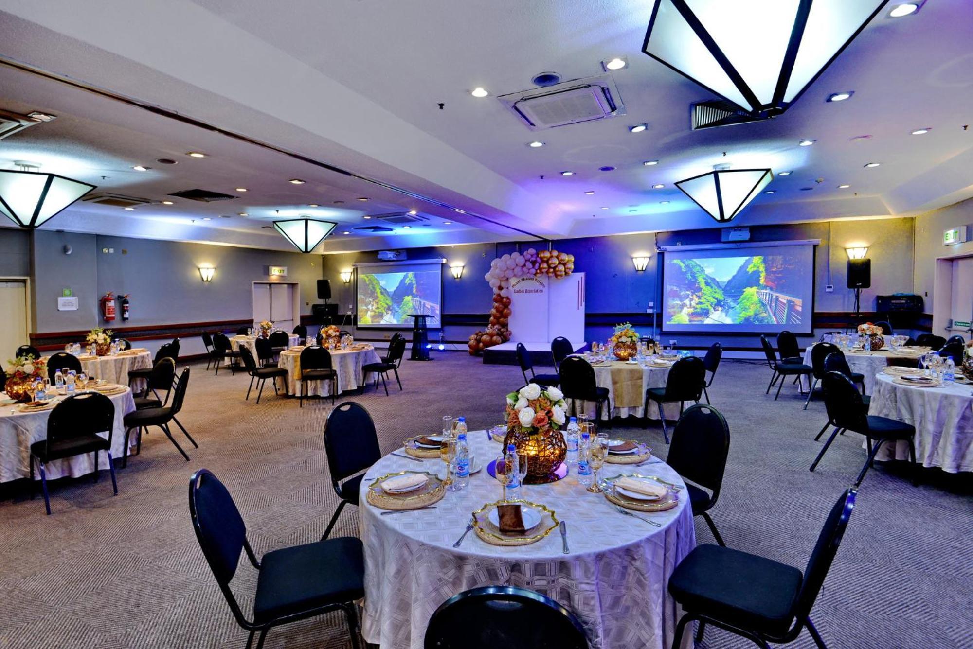 Holiday Inn - Harare By Ihg Dış mekan fotoğraf
